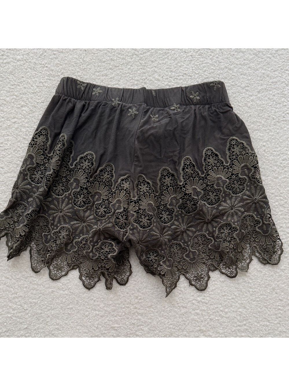 Pure Fix by Tricia Fix Army green Lace Women Shorts - Picture 5 of 5